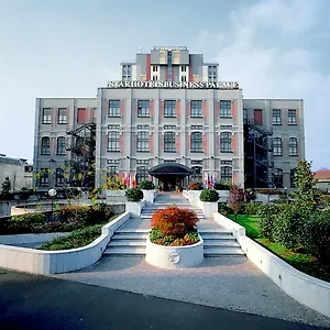 Otel Starhotels Business Palace